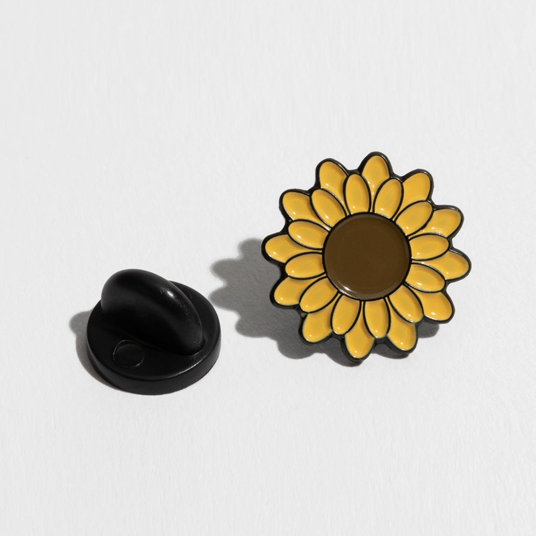 YELLOW SUNFLOWER | ENAMEL PIN